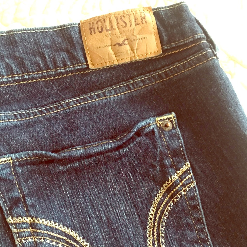 Hollister Jeans.